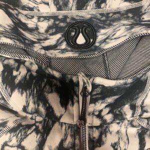 Lululemon scuba hoodie-RARE-thick cotton fleece full zip with deep hood size 6